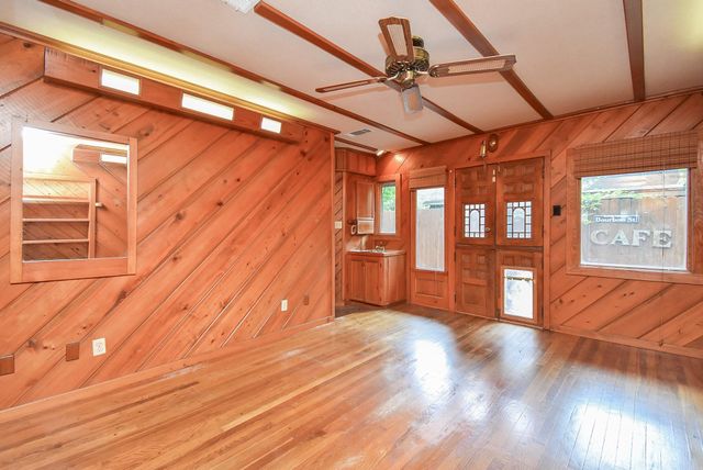 3107 Myatt Lane, El Campo, TX 77437