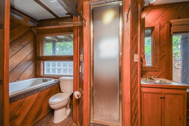 3107 Myatt Lane, El Campo, TX 77437