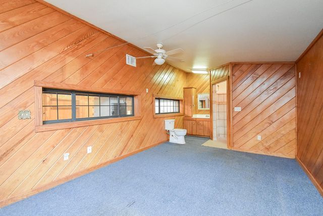 3107 Myatt Lane, El Campo, TX 77437