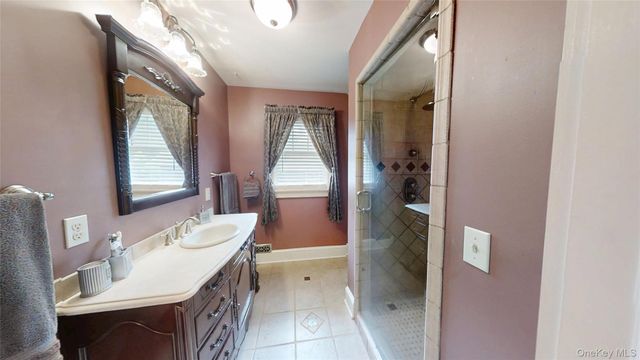 43 Montgomery Street, Goshen, NY 10924