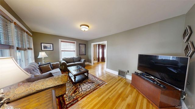 43 Montgomery Street, Goshen, NY 10924