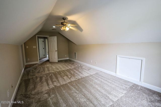 10 London Way, Spring Lake, NC 28390