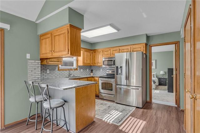 2218 Vail Way, Lawrence, KS 66047