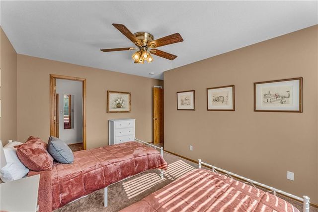 2218 Vail Way, Lawrence, KS 66047