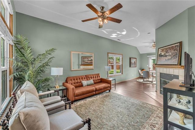 2218 Vail Way, Lawrence, KS 66047