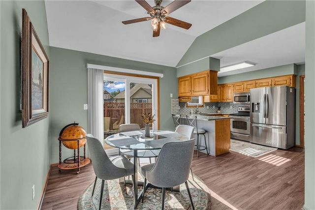 2218 Vail Way, Lawrence, KS 66047