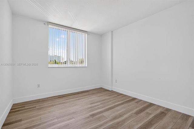 2775 NE 187th St 202, Aventura, FL 33180