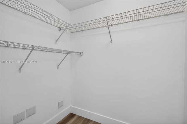 2775 NE 187th St 202, Aventura, FL 33180