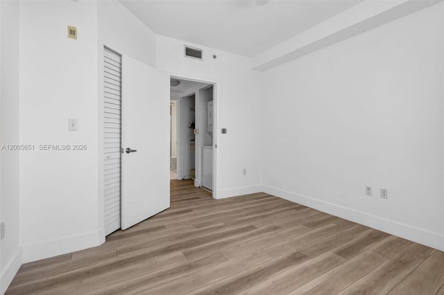 2775 NE 187th St 202, Aventura, FL 33180