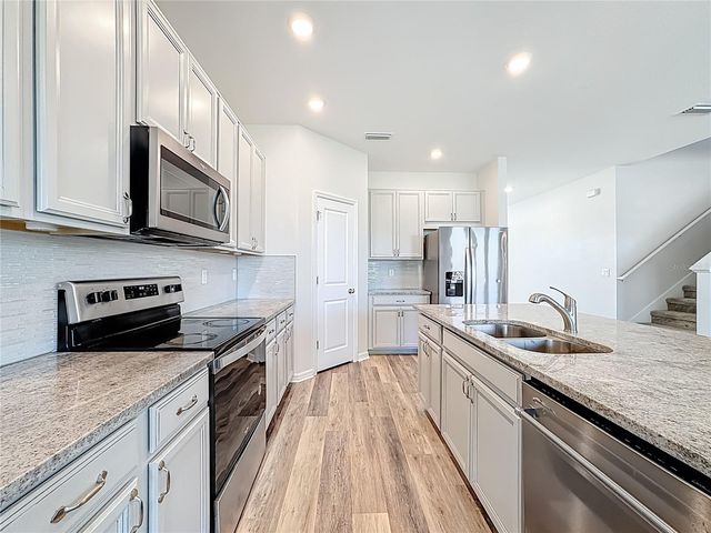 11828 CARA FIELD AVENUE, Riverview, FL 33579