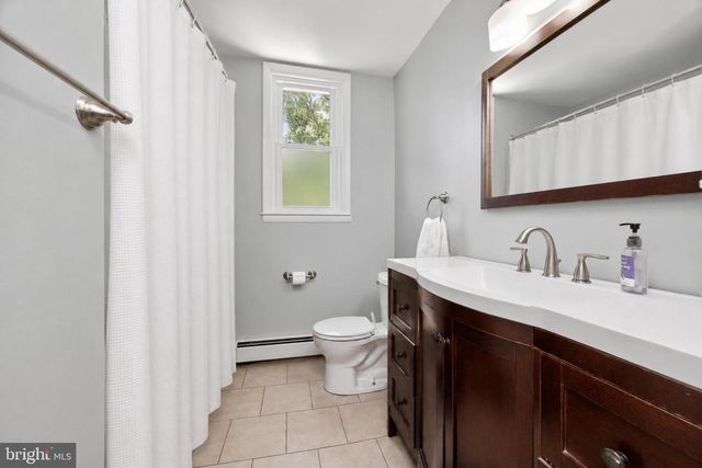 4317 MOUNT VERNON AVE, Brookhaven, PA 19015