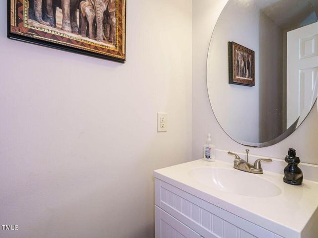 24 Cynthia Lane, Pittsboro, NC 27312