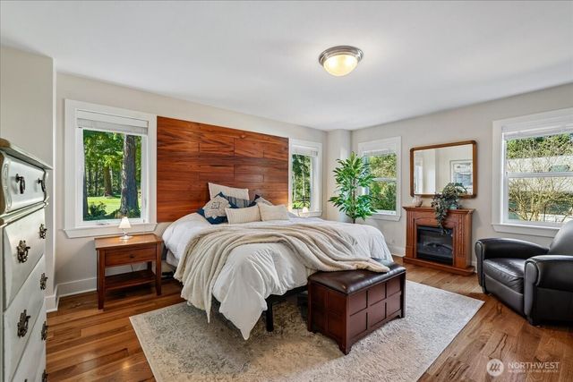10804 Pioneer Drive, Anderson Island, WA 98303