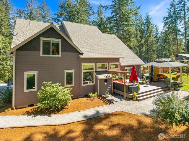 10804 Pioneer Drive, Anderson Island, WA 98303