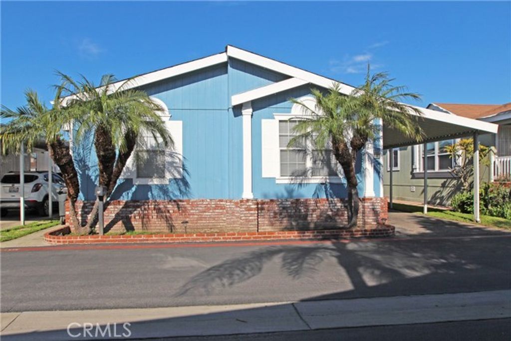 3050 W Ball, Anaheim, CA 92804