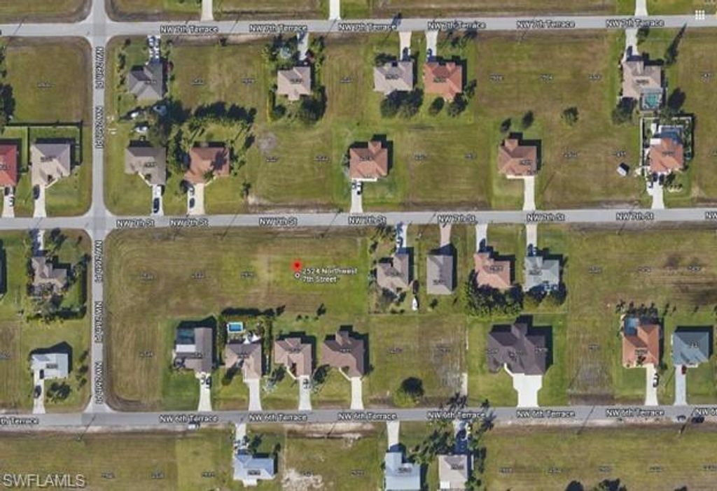 2524 NW 7th ST, Cape Coral, FL 33993