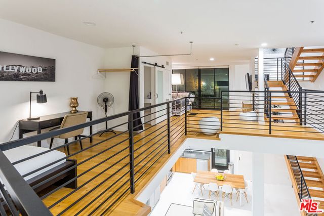815 Hampton Drive 7, Venice, CA 90291
