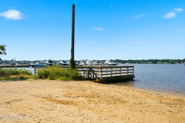 452 18th Avenue, Brick, NJ 08724