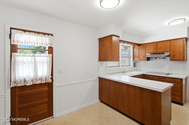 452 18th Avenue, Brick, NJ 08724