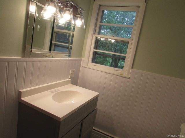 361 ROUTE 376 1ST FLOOR, Hopewell Junction, NY 12533