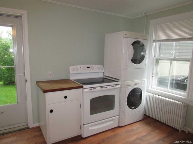 361 ROUTE 376 1ST FLOOR, Hopewell Junction, NY 12533