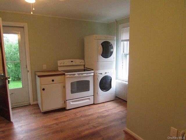 361 ROUTE 376 1ST FLOOR, Hopewell Junction, NY 12533