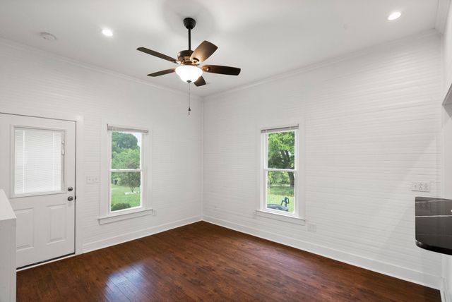 1214 Woodard Reid Rd, Springfield, TN 37172