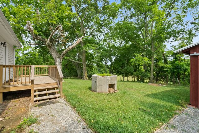 1214 Woodard Reid Rd, Springfield, TN 37172