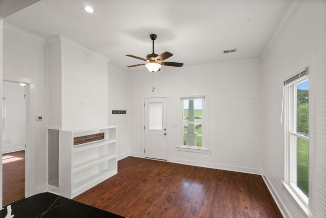1214 Woodard Reid Rd, Springfield, TN 37172