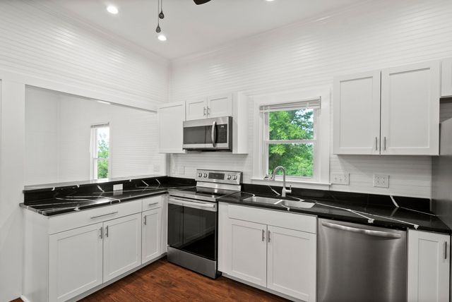 1214 Woodard Reid Rd, Springfield, TN 37172