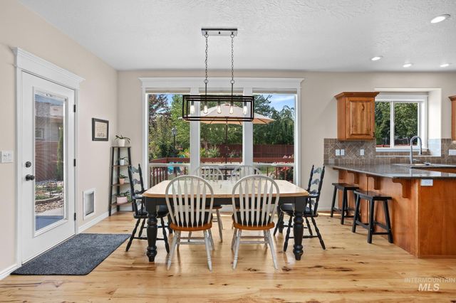 4191 N Heritage Woods Way, Meridian, ID 83646