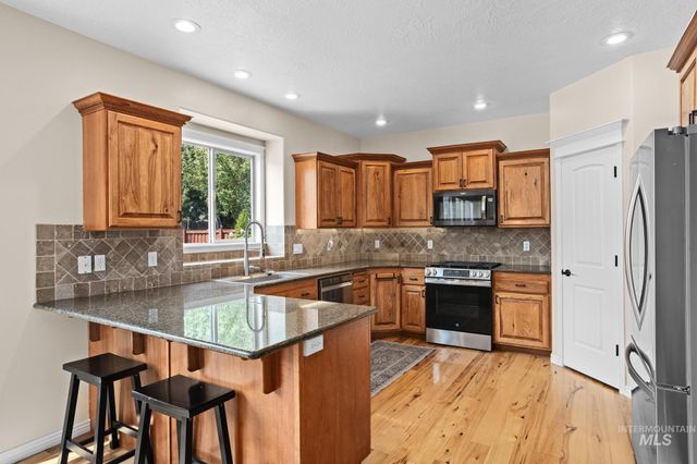 4191 N Heritage Woods Way, Meridian, ID 83646