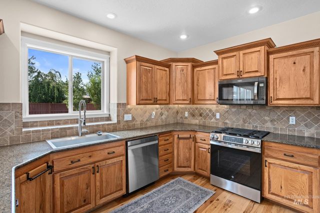 4191 N Heritage Woods Way, Meridian, ID 83646