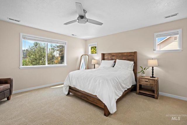 4191 N Heritage Woods Way, Meridian, ID 83646