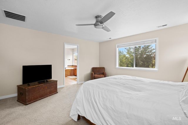 4191 N Heritage Woods Way, Meridian, ID 83646
