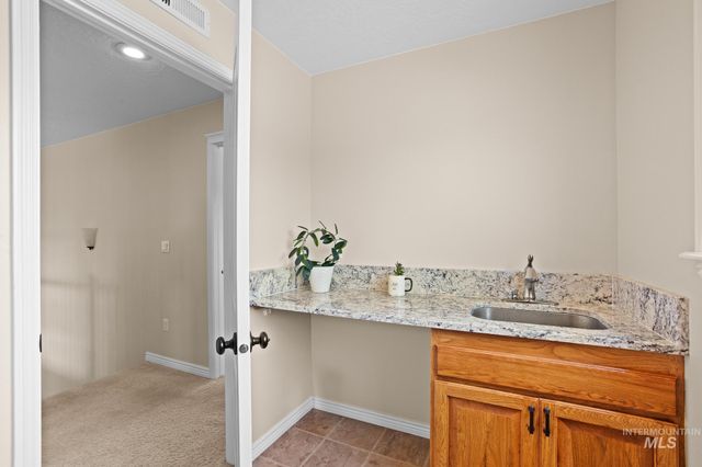 4191 N Heritage Woods Way, Meridian, ID 83646