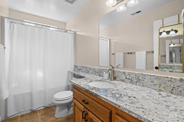 4191 N Heritage Woods Way, Meridian, ID 83646