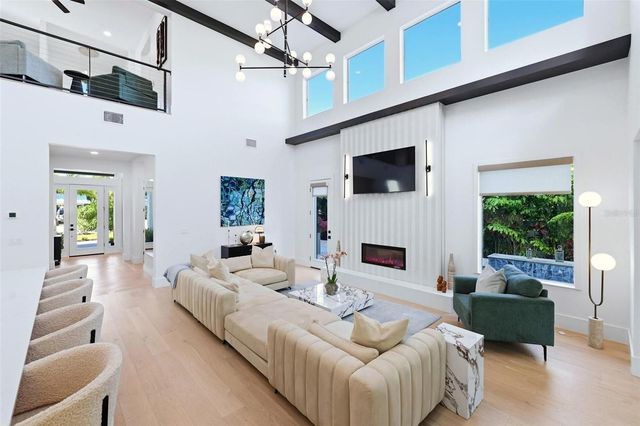 1805 GOLDENROD STREET, Sarasota, FL 34239