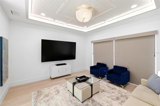 1805 GOLDENROD STREET, Sarasota, FL 34239