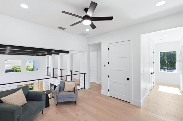 1805 GOLDENROD STREET, Sarasota, FL 34239