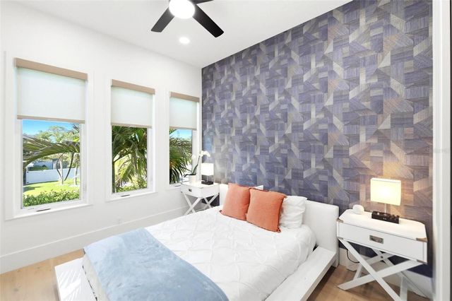 1805 GOLDENROD STREET, Sarasota, FL 34239