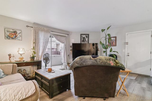 3320 S Ammons Street 104, Lakewood, CO 80227