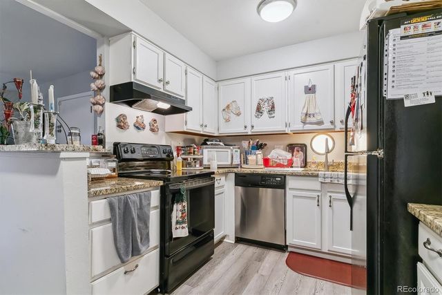 3320 S Ammons Street 104, Lakewood, CO 80227