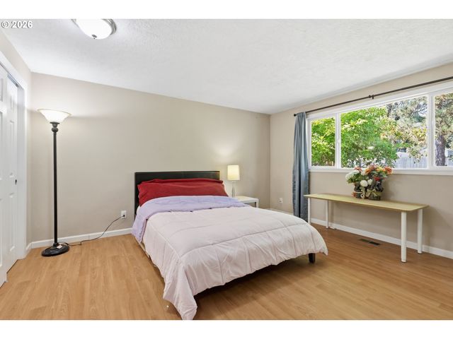 17990 Nw BRICKSTONE Ln, Beaverton, OR 97006