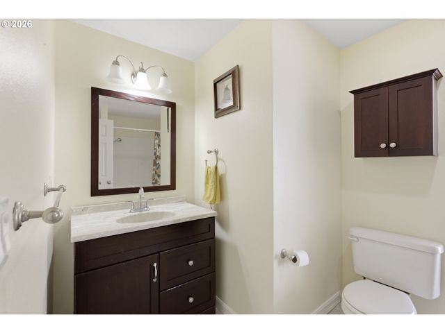 17990 Nw BRICKSTONE Ln, Beaverton, OR 97006