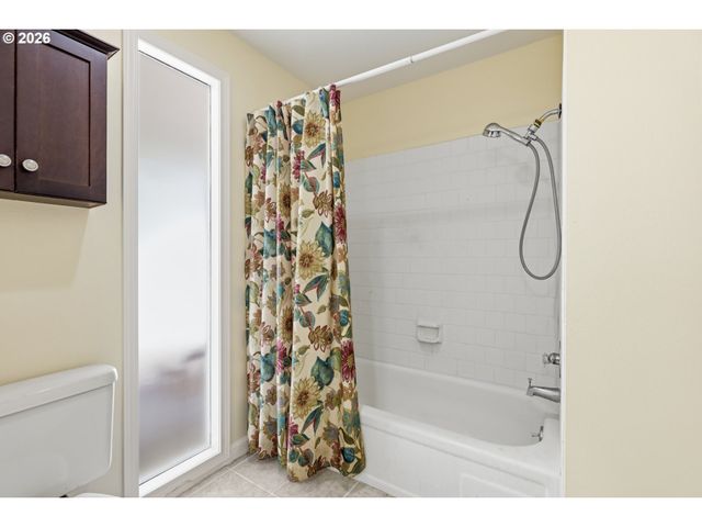 17990 Nw BRICKSTONE Ln, Beaverton, OR 97006