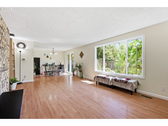 17990 Nw BRICKSTONE Ln, Beaverton, OR 97006