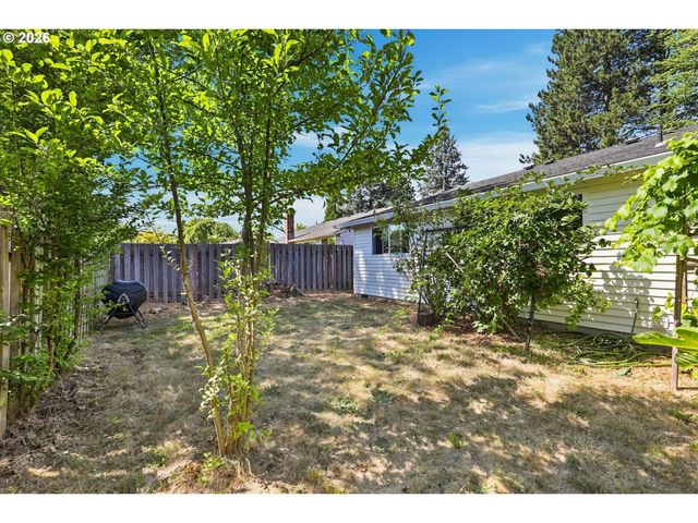 17990 Nw BRICKSTONE Ln, Beaverton, OR 97006