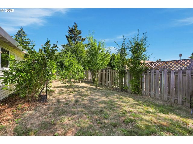 17990 Nw BRICKSTONE Ln, Beaverton, OR 97006