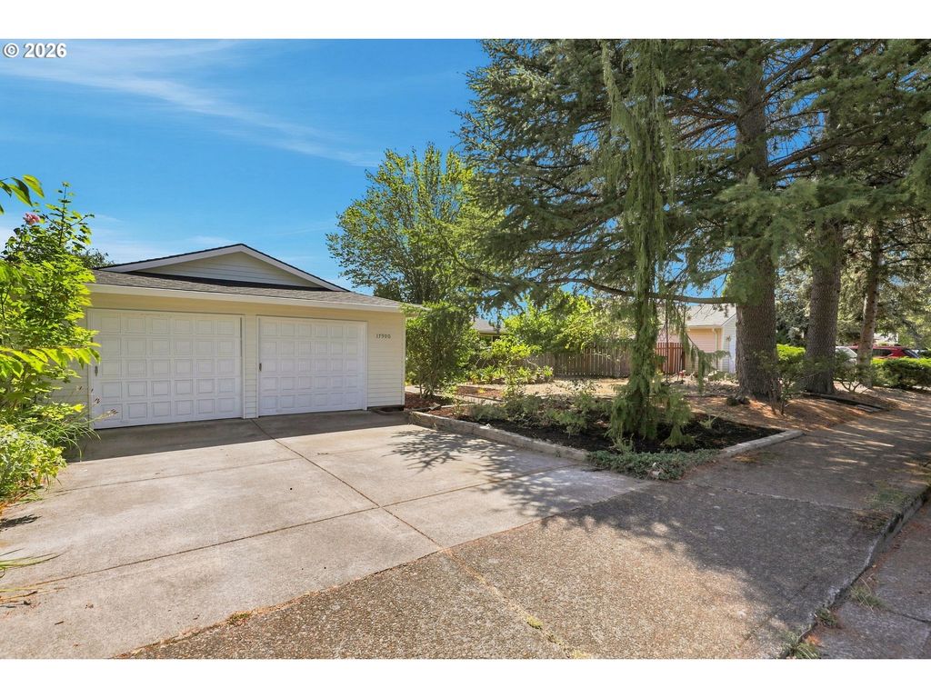 17990 Nw BRICKSTONE Ln, Beaverton, OR 97006